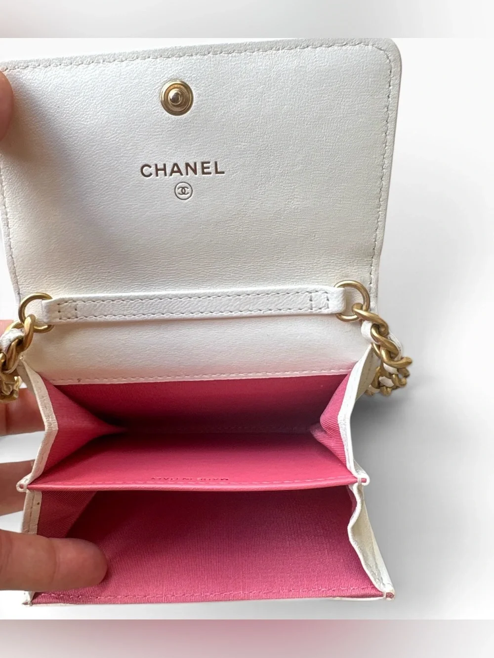 CHANEL 19 O-Coin Purse White Chain Crossbody